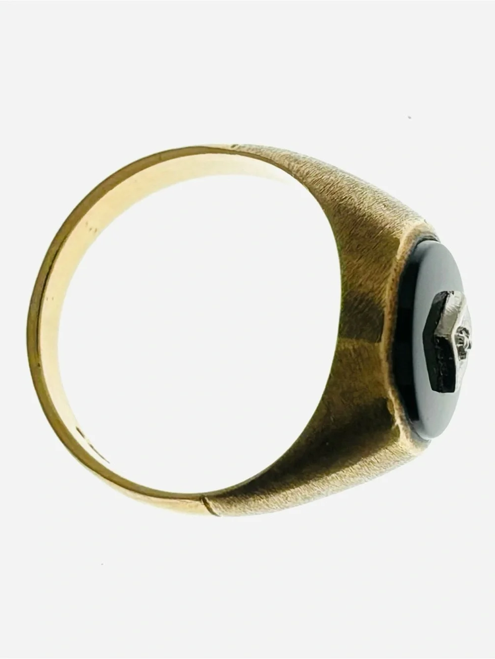 Vintage 10k Gold Signet Ring with Black Onyx and Diamond Size 10